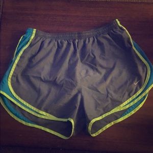 Nike Running Shorts XL